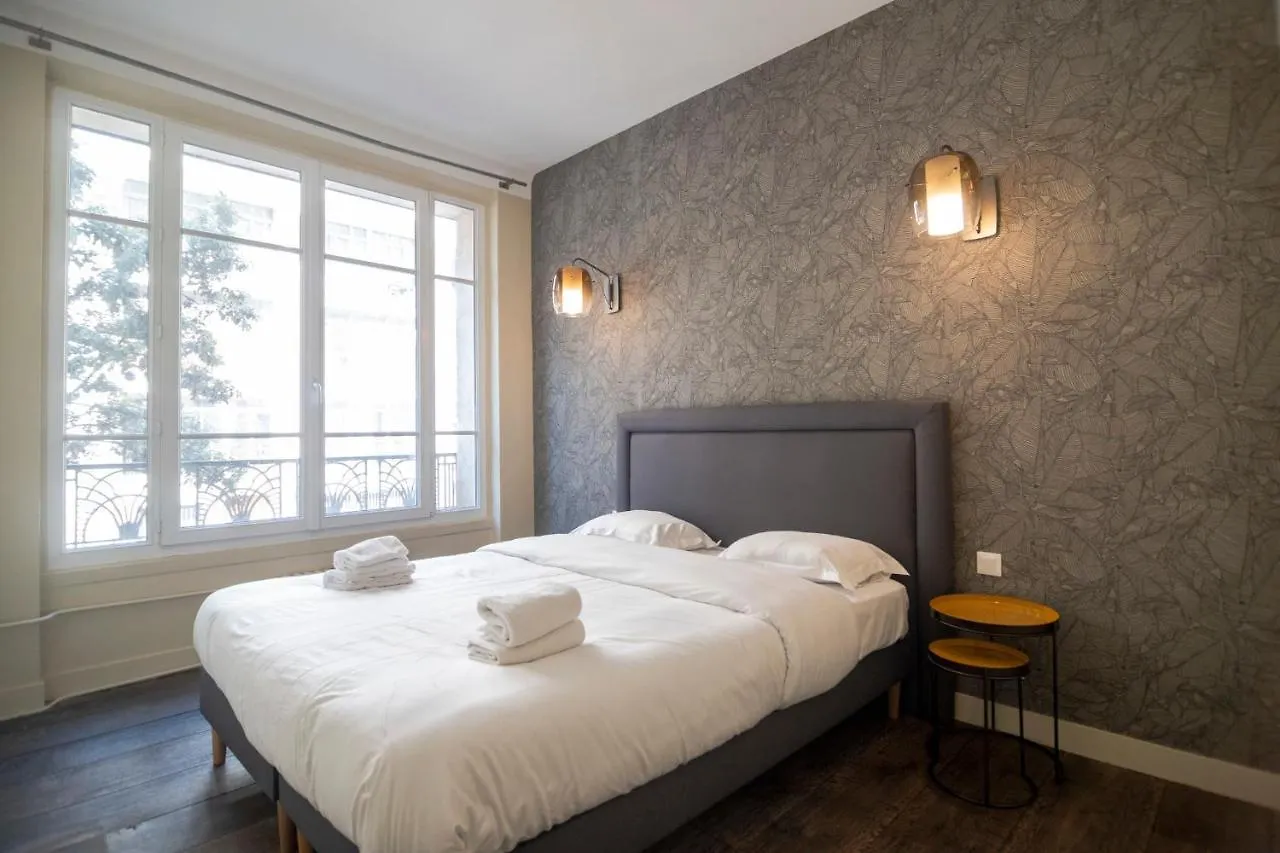 Apartment Beaubourg Loft Pompidou Paris