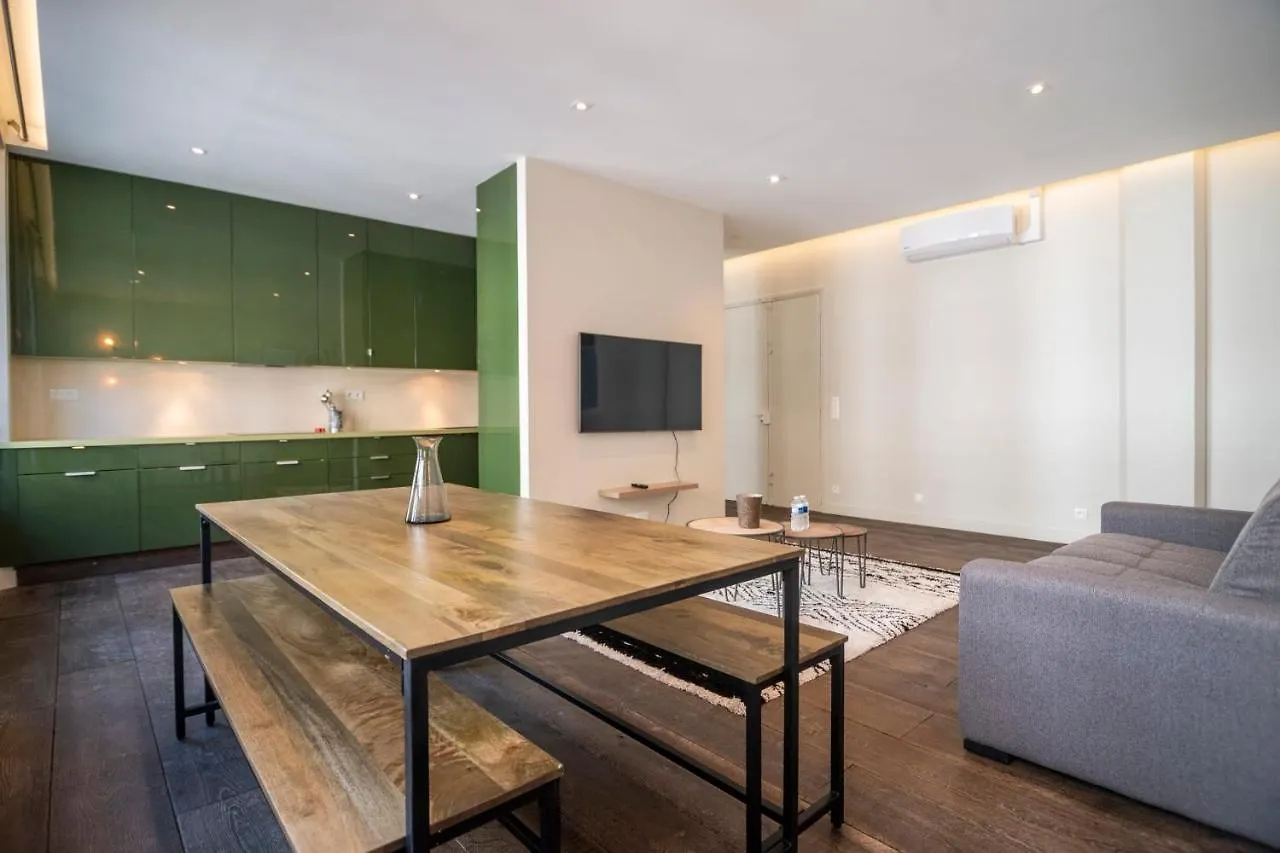 Beaubourg Loft Pompidou Apartment *
